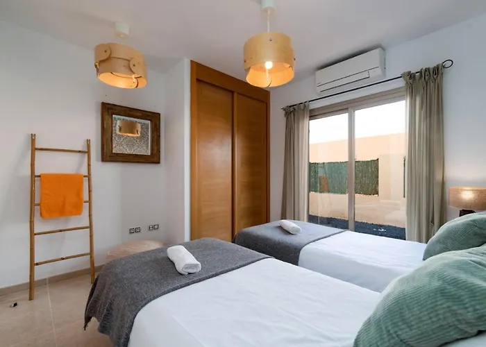 Ocean Pearl By アンティグア