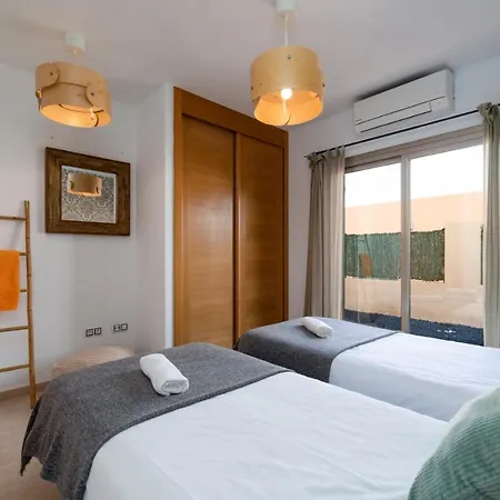 Ocean Pearl By 安提瓜